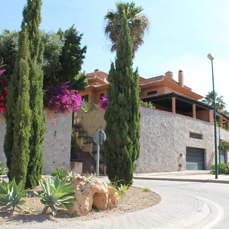 Limonar Deluxe Apartment